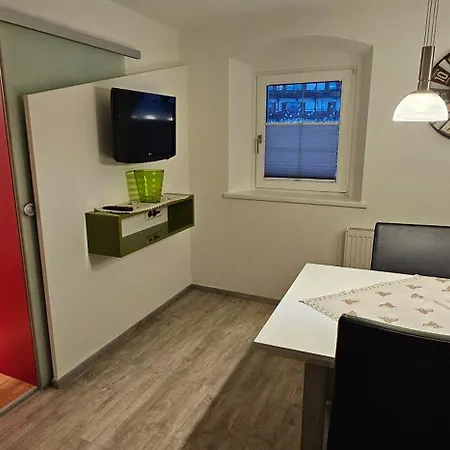 شقة Hotel-garni Viktoria Pramstraller *